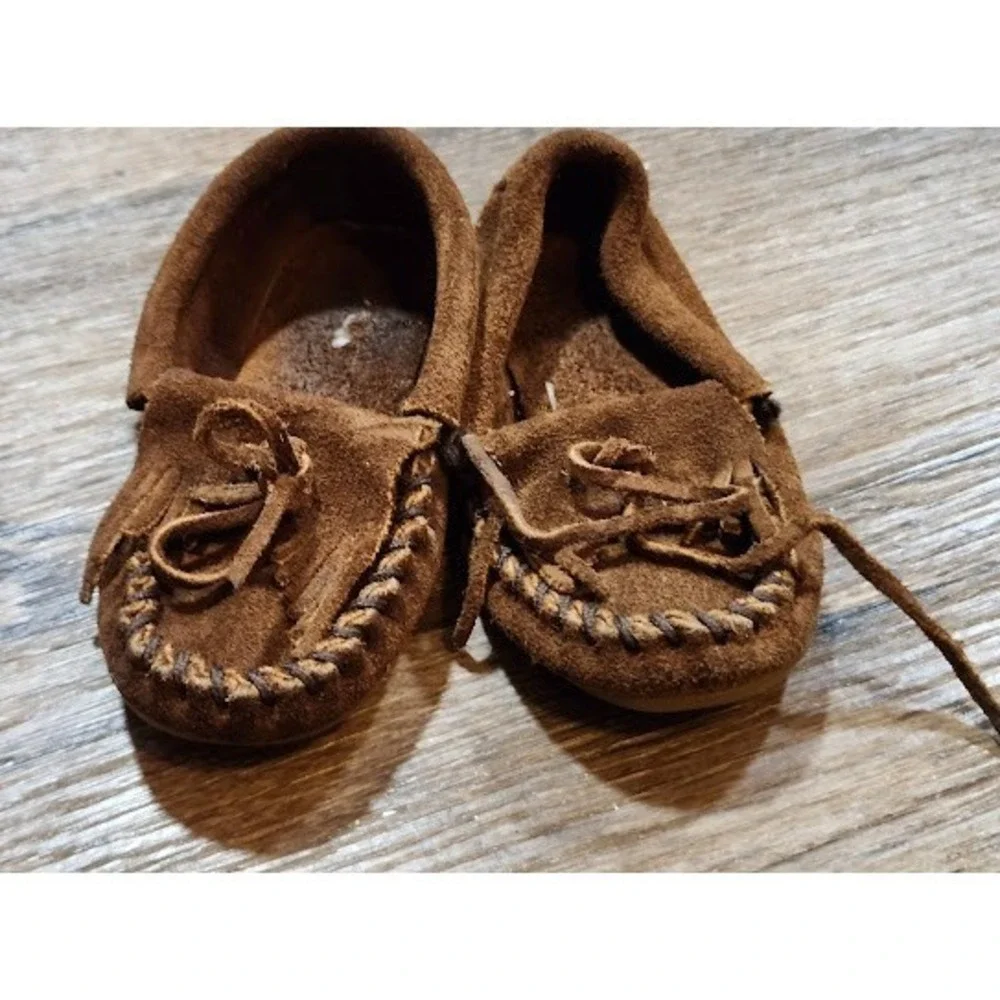 Minnetonka Suede Fringe Moccasins Toddler Size 7 Leather Loafers Slip-On